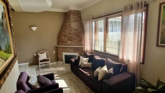 Foto 11 de 20 — Linda Casa a Venda no Centro de Guaíba